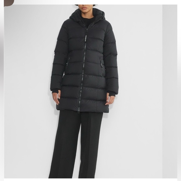 Aritzia Super Snug puffer nwt xs - Picture 1 of 3